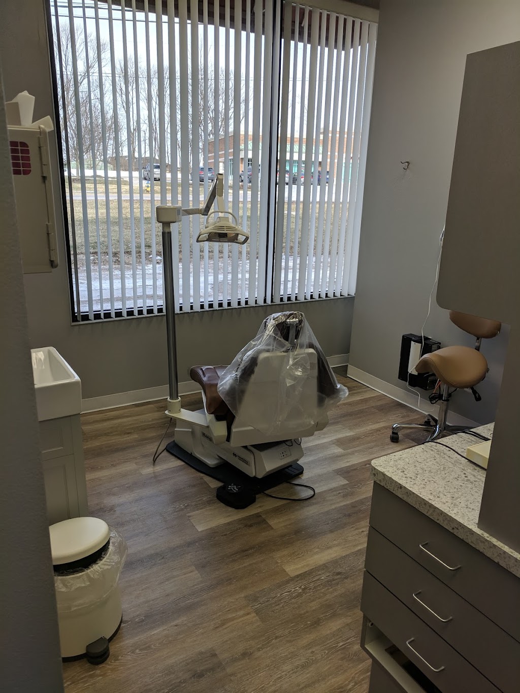 Twin Oaks Family Dental | 346 Fort Zumwalt Square, OFallon, MO 63366 | Phone: (636) 642-1051