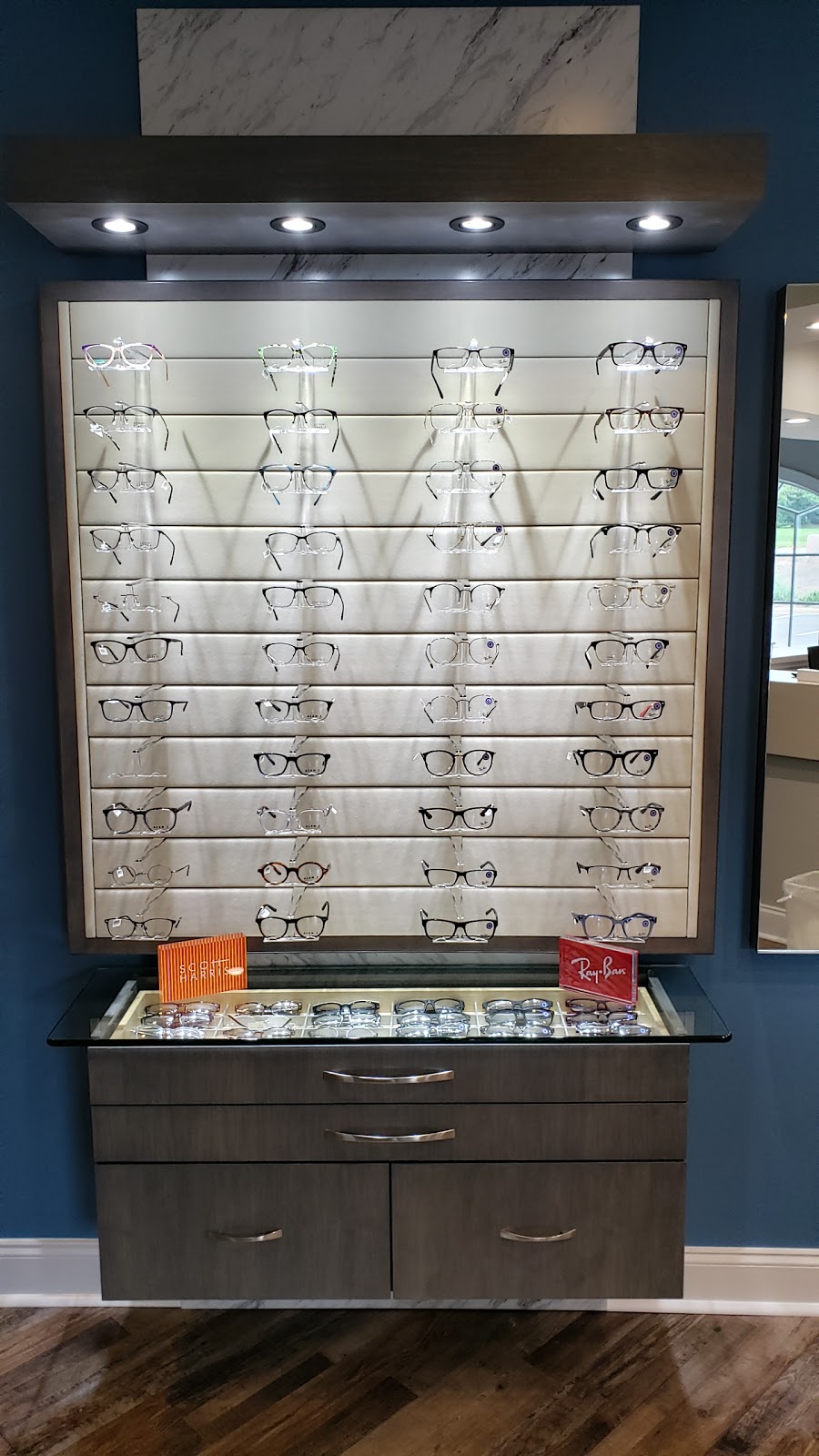 U & M Family Eyecare | 2014 Lawrenceville-Suwanee Rd, Suwanee, GA 30024, USA | Phone: (678) 649-2020