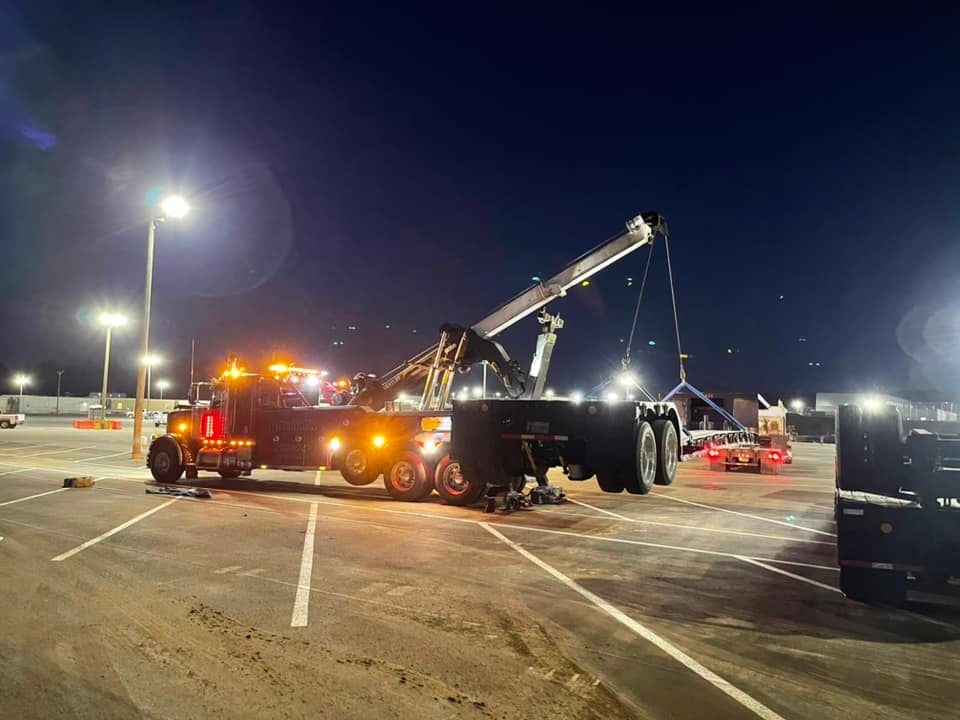 Commercial Towing Services | 895 S Loop 4, Buda, TX 78610, USA | Phone: (512) 995-0468