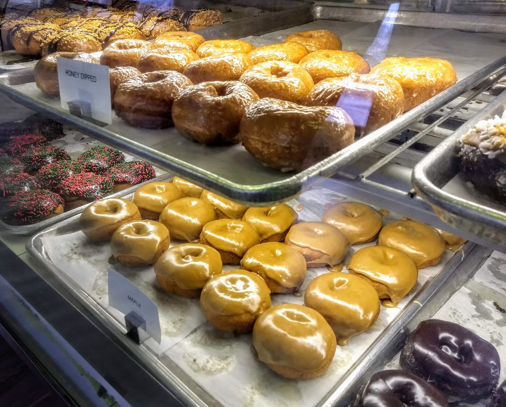 Ringos Donuts | 1200 S Church St, Smithfield, VA 23430, USA | Phone: (757) 357-7070