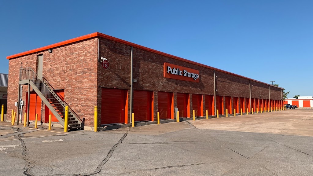 Public Storage | 104 W Armstrong Dr, Mustang, OK 73064, USA | Phone: (405) 666-4508