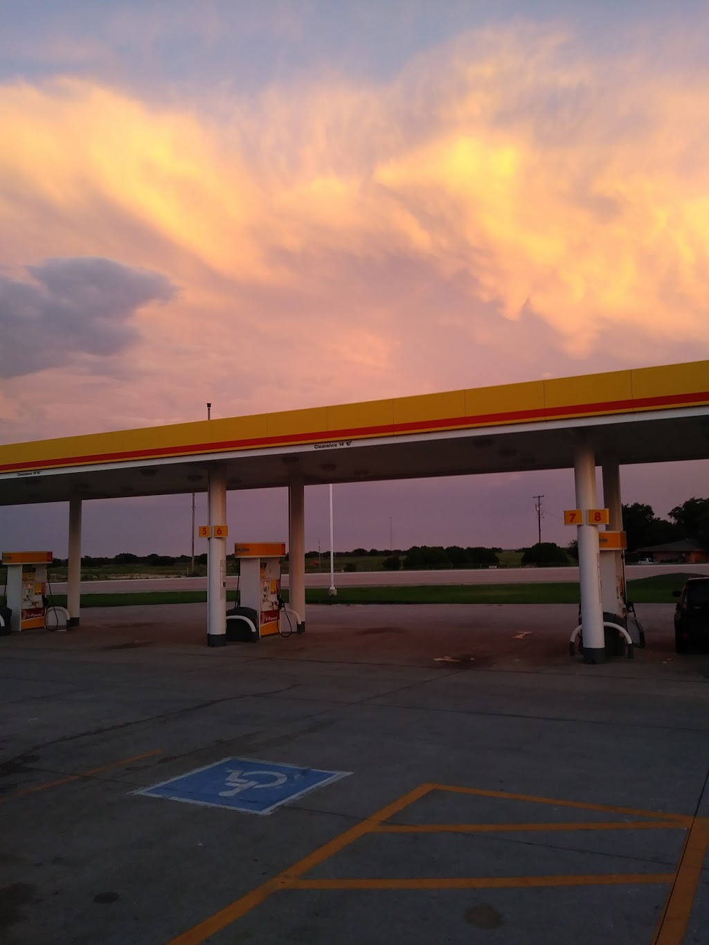 Shell | 13965 S, 13965 I-35, Valley View, TX 76272, USA | Phone: (940) 726-5643