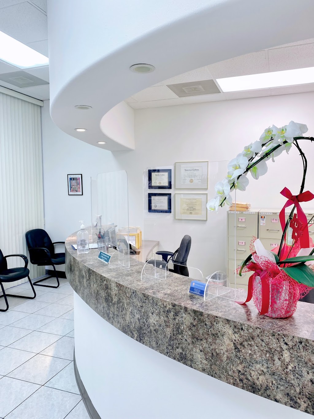 Dr. Jonathan K. Lee, DDS - Montebello Dental Studio | 2218 W Beverly Blvd, Montebello, CA 90640, USA | Phone: (323) 477-1468