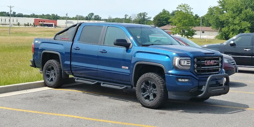 Steeles Hometown Tire - Torrid | 3026 Torrid St, Burlington, KY 41005, USA | Phone: (859) 534-5903