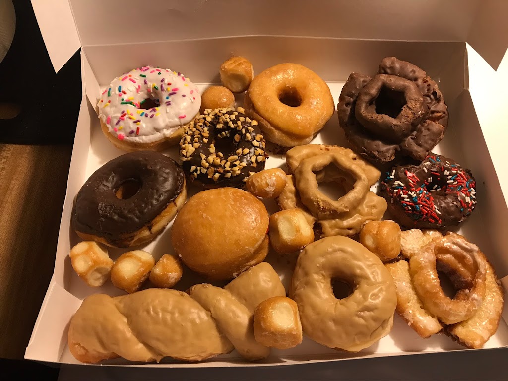 Daylight Donuts | 415 E Commercial St, Inola, OK 74036, USA | Phone: (918) 543-4500