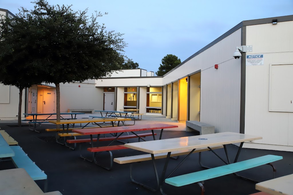 Stone Creek Elementary School | 2 Stone Creek S, Irvine, CA 92604, USA | Phone: (949) 936-6200