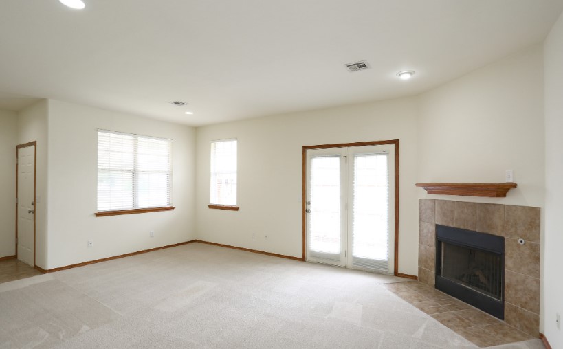 Mill Valley Duplexes | 2121 Bodega Dr, Edmond, OK 73003, USA | Phone: (405) 844-5121