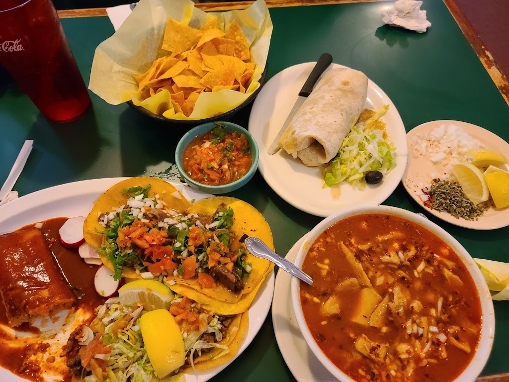 Castillos Mexican Food | 3659 E Ventura Ave, Fresno, CA 93702, USA | Phone: (559) 485-1635