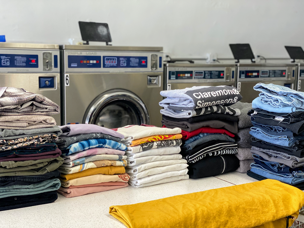 Even Wash Laundromat | 252 Palisade Ave, Jersey City, NJ 07307, USA | Phone: (201) 360-3875