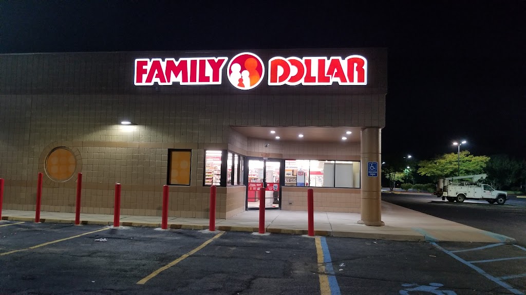 Family Dollar | 9200 Pelham Rd, Taylor, MI 48180, USA | Phone: (313) 203-9209