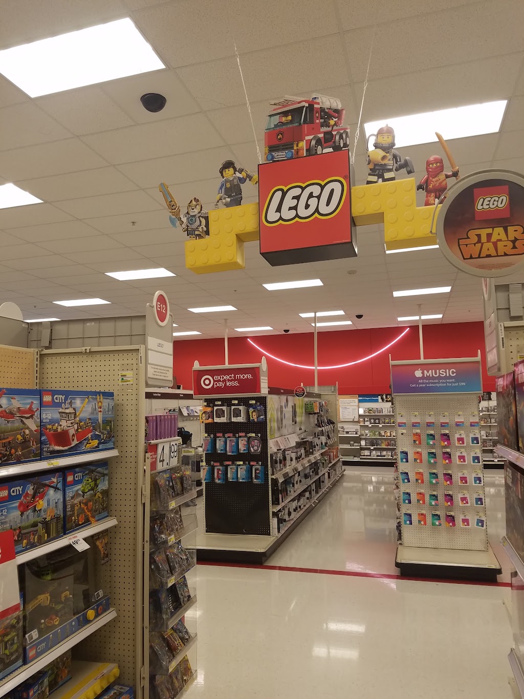 Target | 762 Arlington Ridge, Akron, OH 44312, USA | Phone: (330) 645-8252