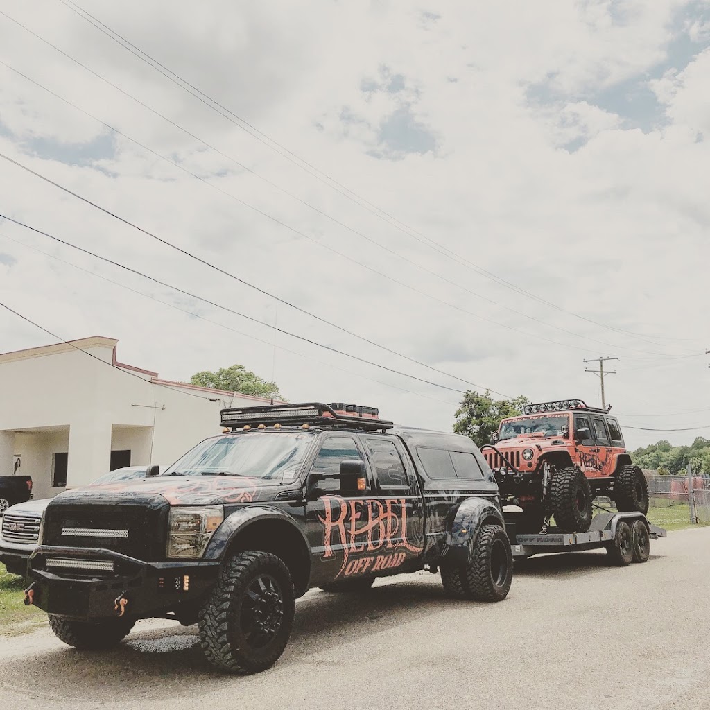 Truck and Trailer World | 2600 Florida Ave SW, Denham Springs, LA 70726 | Phone: (225) 665-9380