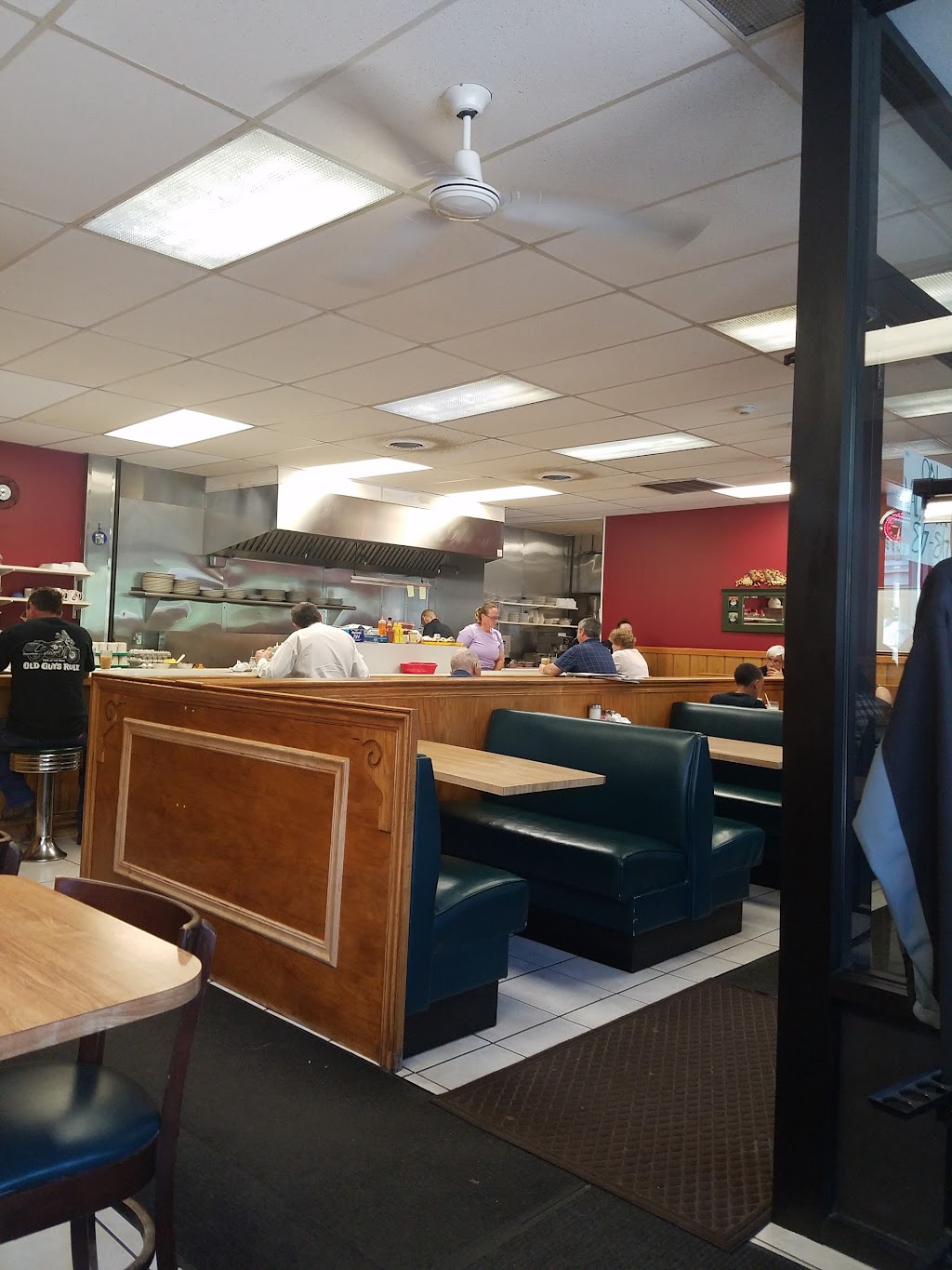 Georges Breakfast & Lunch | 793 Harris Ave, Woonsocket, RI 02895, USA | Phone: (401) 769-1036