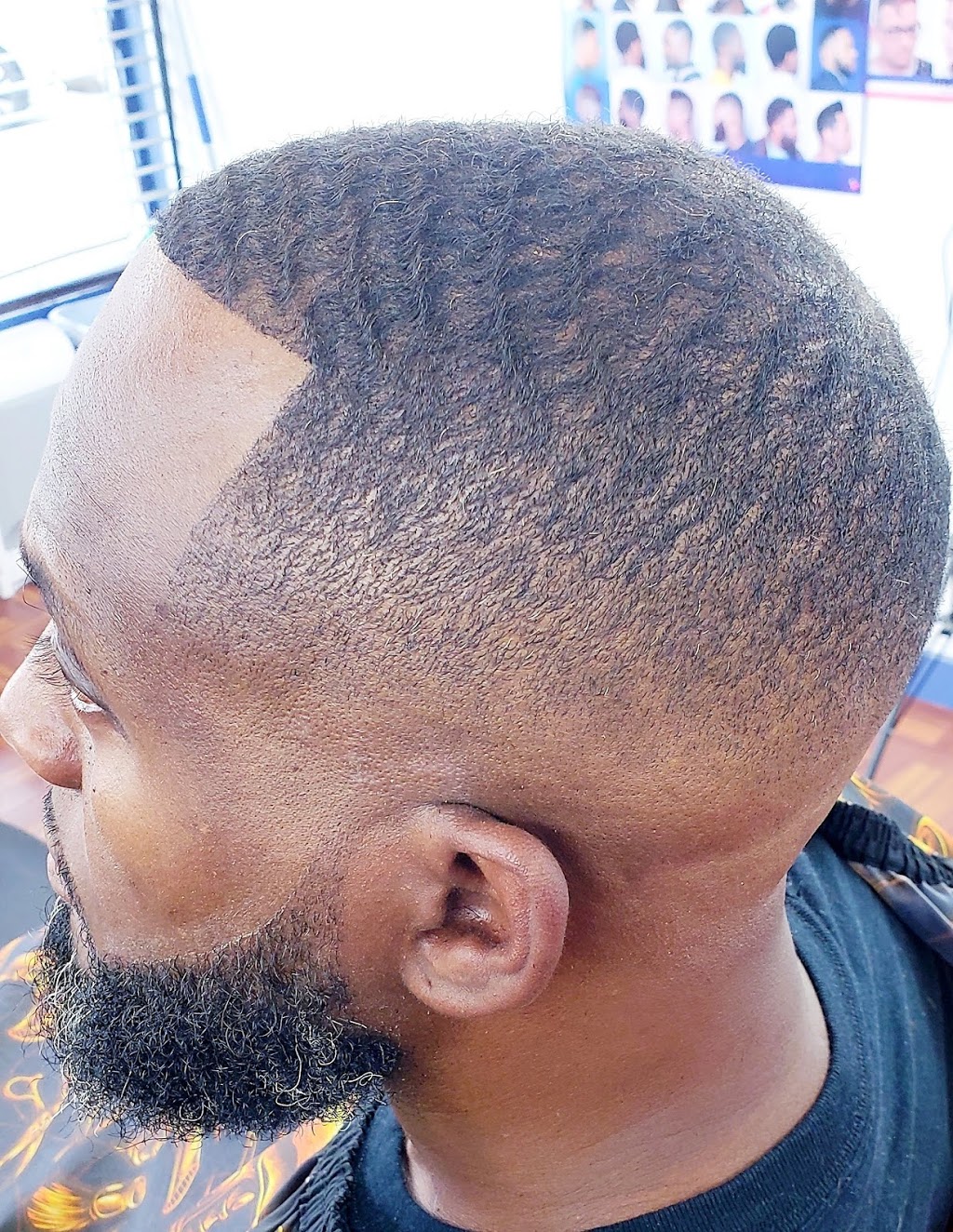 Profesional Dominican barber shop MO | 7443 Midlothian Turnpike, Richmond, VA 23225, USA | Phone: (804) 967-4801