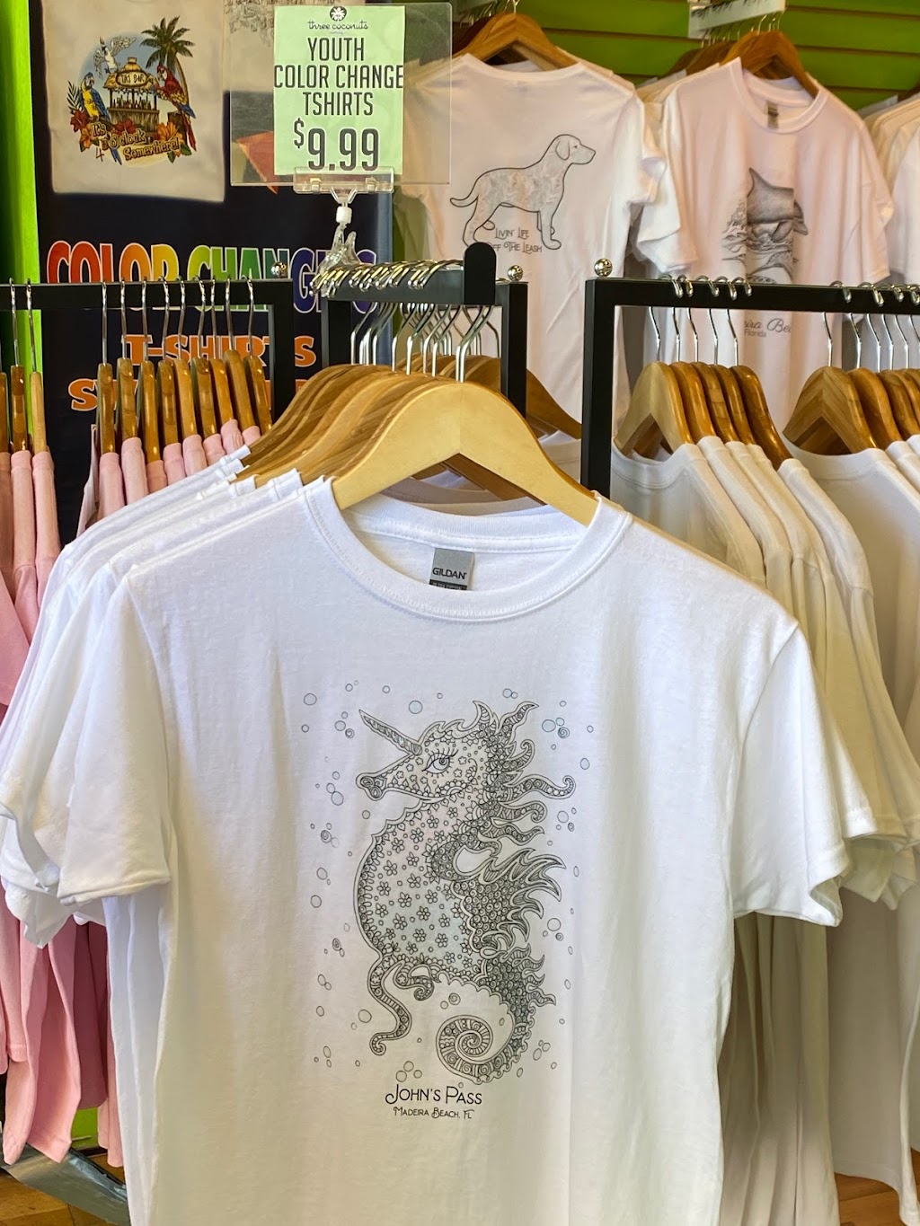 Three Coconuts Clothing Company | 180 Johns Pass Boardwalk West, Madeira Beach, FL 33708, USA | Phone: (727) 397-6191