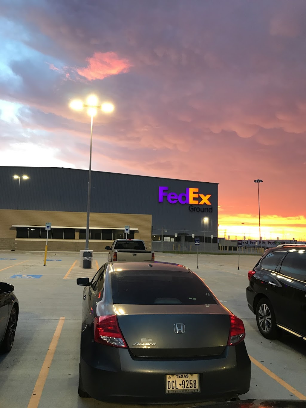 FedEx Ground | 8787 Grand Pkwy N, Cypress, TX 77433, USA | Phone: (800) 463-3339