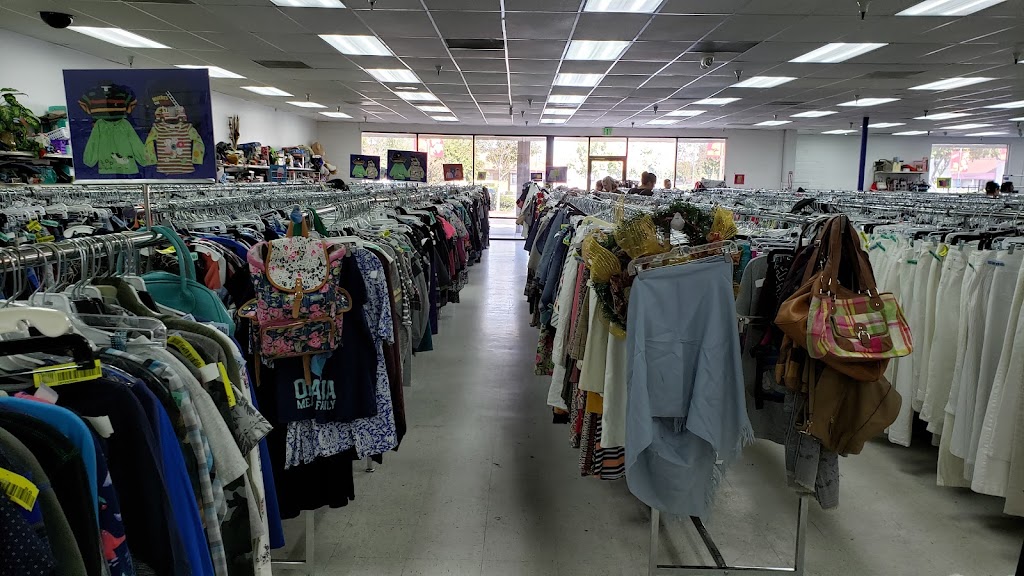 Goodwill | 808 W Kettleman Ln, Lodi, CA 95240, USA | Phone: (209) 369-6052