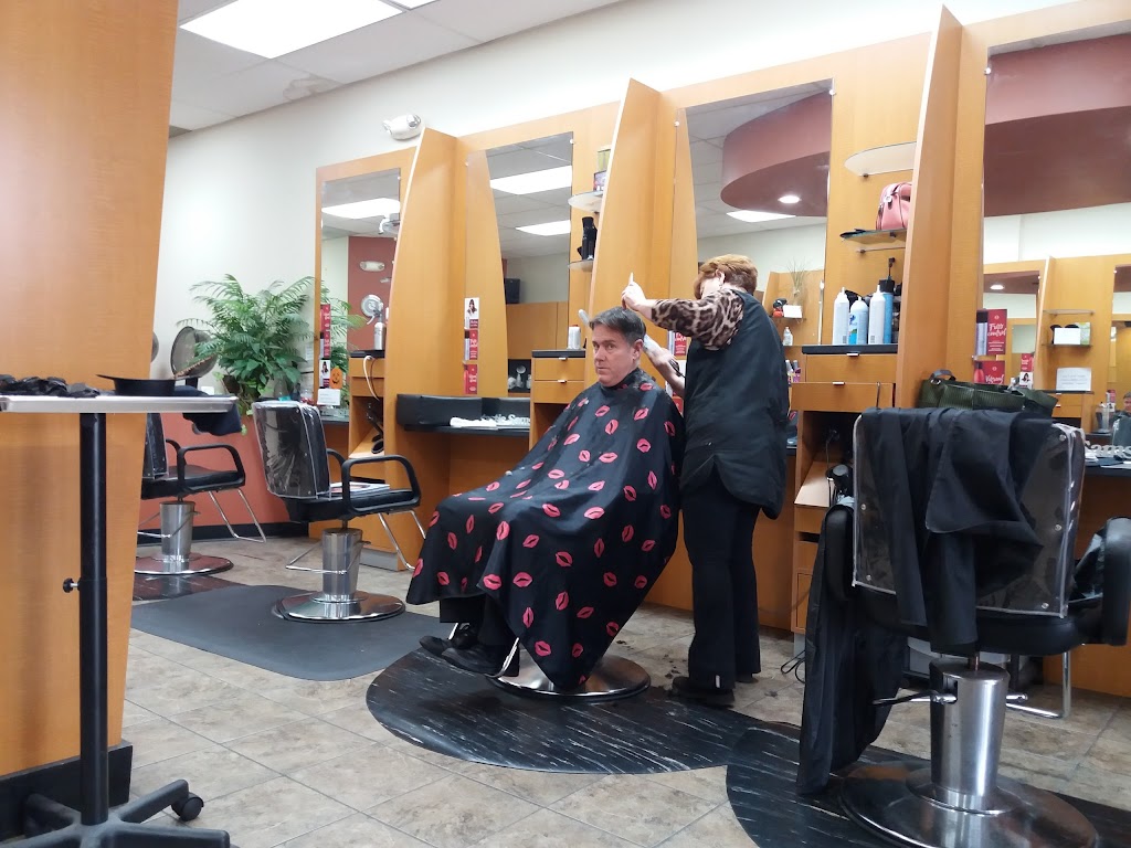 Fantastic Sams Cut & Color | 33226 W 12 Mile Rd, Farmington Hills, MI 48335, USA | Phone: (248) 324-1200