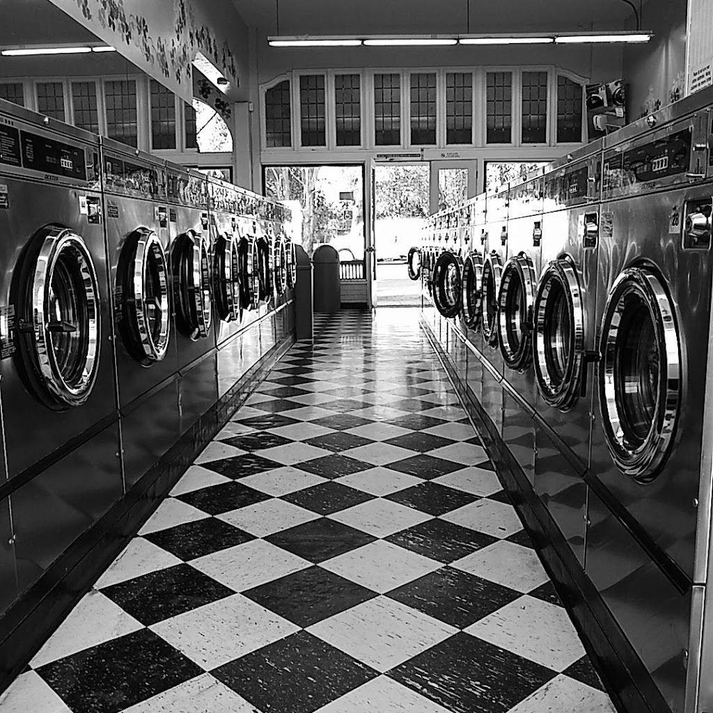 Mr & Ms Bubbles Coin Laundries | 715 California Dr, Burlingame, CA 94010, USA | Phone: (650) 343-9087