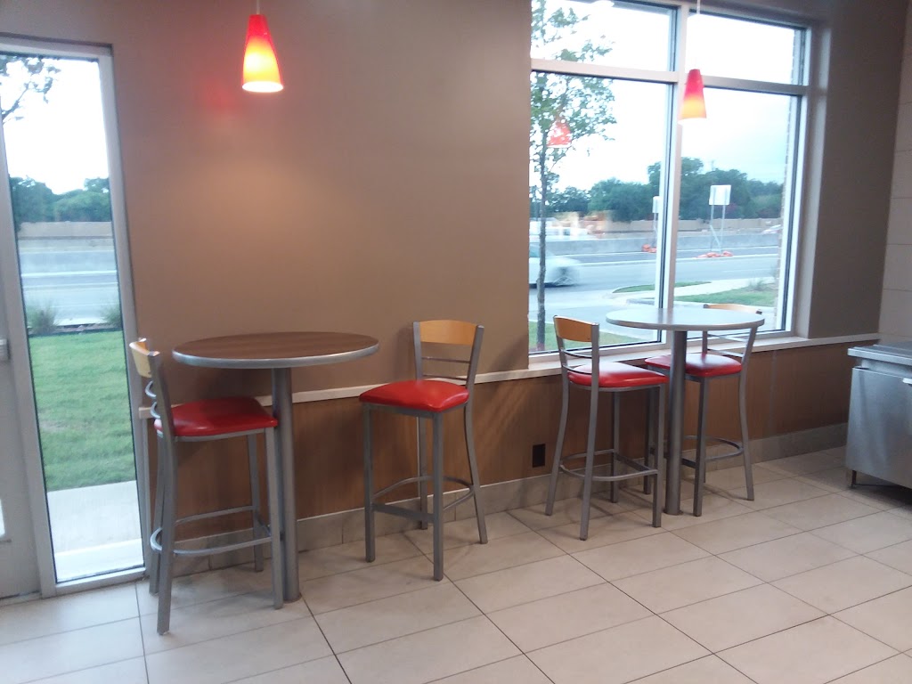 Burger King | 2525 W Airport Fwy, Irving, TX 75062, USA | Phone: (972) 255-6904