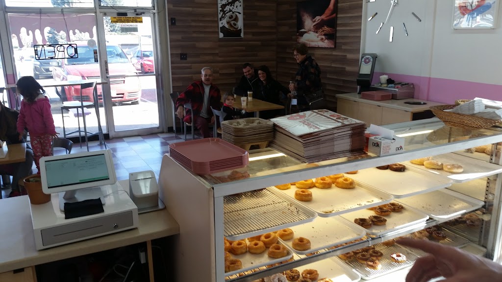 Donut Time | 10370 Ralston Rd, Arvada, CO 80004, USA | Phone: (720) 630-7742