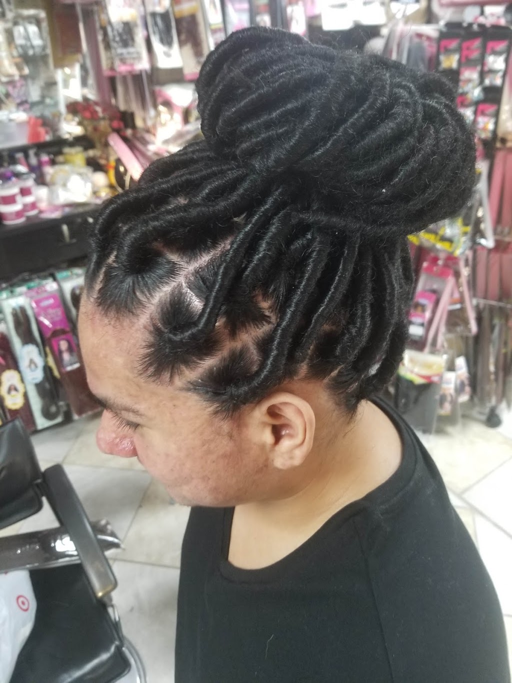 Pauline Hair Design | 1354 W Front St, Plainfield, NJ 07063, USA | Phone: (973) 563-0798