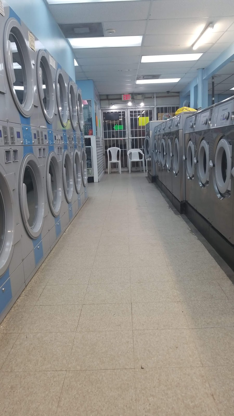 Coin Laundry & Discount Inc | 836 SW 22nd Ave, Miami, FL 33135, USA | Phone: (305) 541-2686