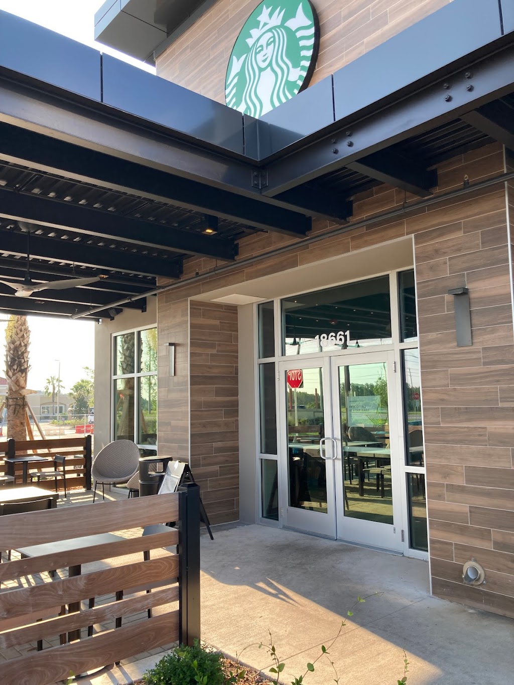 Starbucks | 18661 54, Lutz, FL 33558, USA | Phone: (813) 725-1261