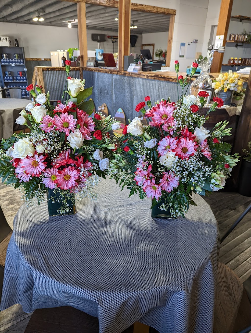 The Windmill Blossoms, LLC | 315 W 5th St, Uehling, NE 68063, USA | Phone: (402) 760-3845