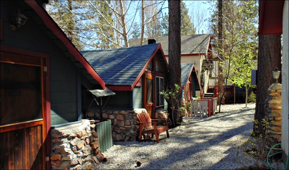 Castle Wood Cottages | 547 Main St, Big Bear Lake, CA 92315, USA | Phone: (909) 866-2720