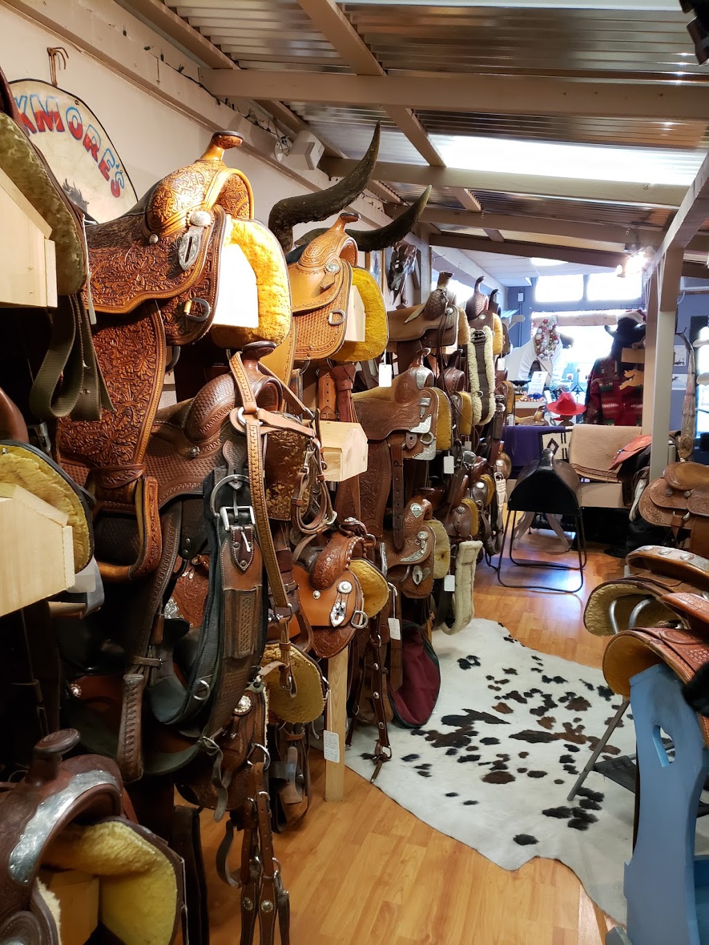 Mane Street Tack | 14 E Main St, Ione, CA 95640, USA | Phone: (209) 790-5146