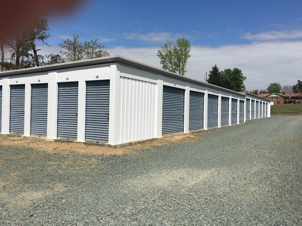 Chatharidge Self Storage | 222 Old Lystra Rd, Chapel Hill, NC 27517 | Phone: (919) 932-6208