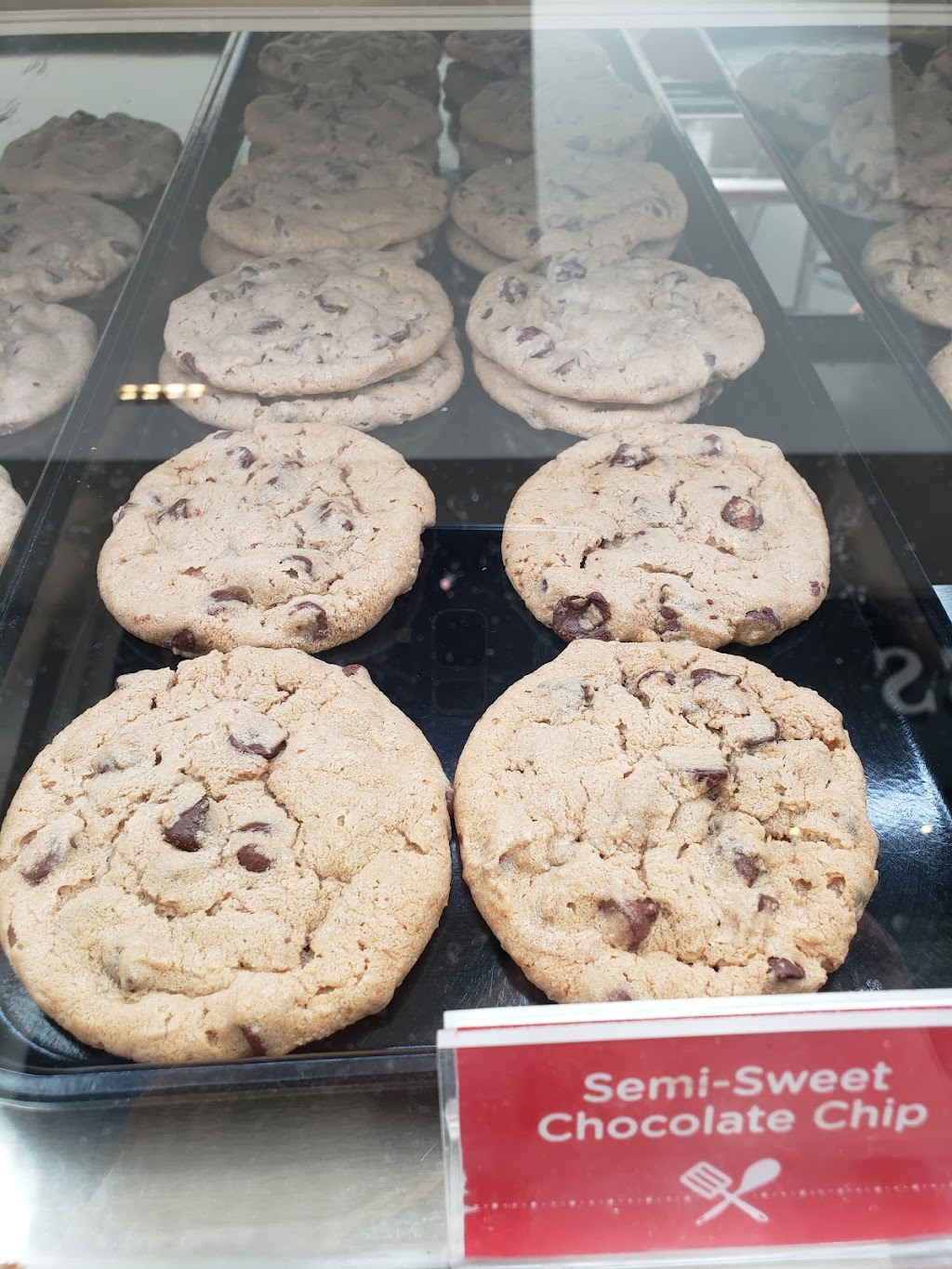 Mrs Fields Cookies | 239 Los Cerritos Center Space 9020, Cerritos, CA 90703, USA | Phone: (562) 410-1299 Mrs Fields Cookies | 239 Los Cerritos Center Space 9020, Cerritos, CA 90703, USA | Phone: (562) 410-1299