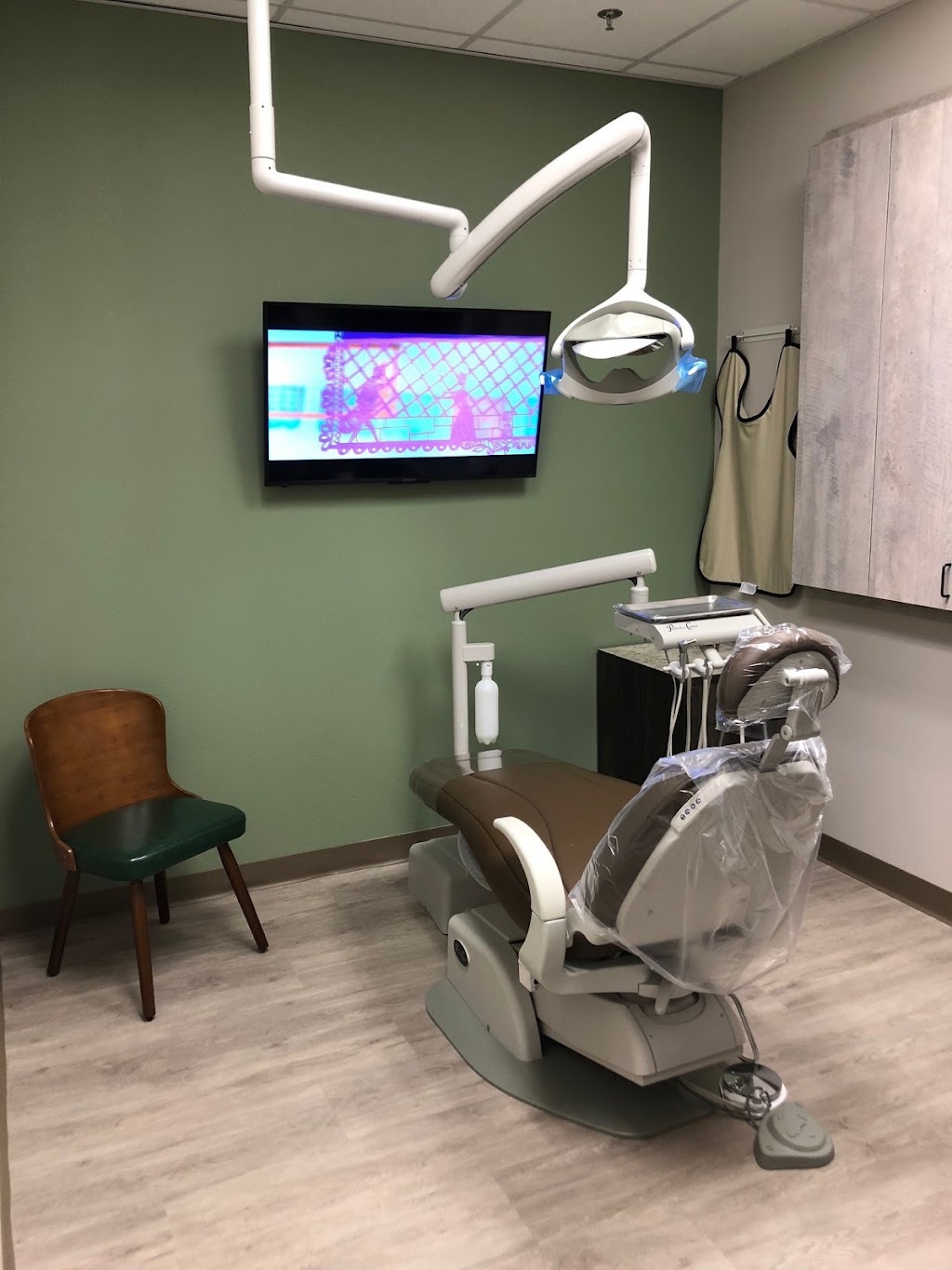 Garden Valley Family & Cosmetic Dentistry | 105 Country View Dr Ste. 300, Roanoke, TX 76262, USA | Phone: (682) 237-2353