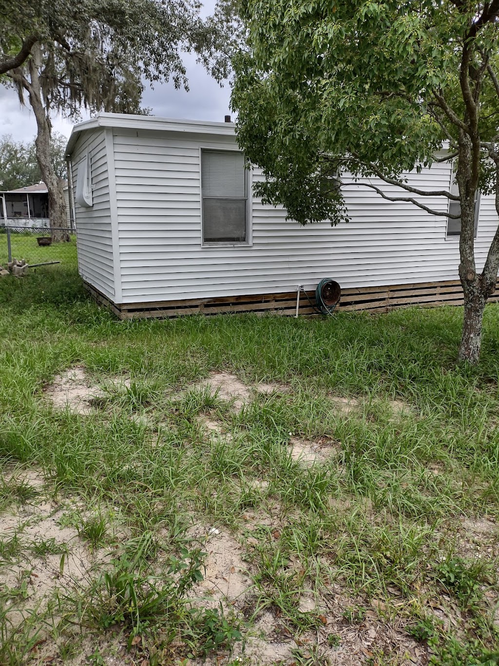WE BUY Mobile HOMES WITH LAND CASH ANY CONDITION | 16550 Laura Lee Dr, Spring Hill, FL 34610, USA | Phone: (727) 777-0429