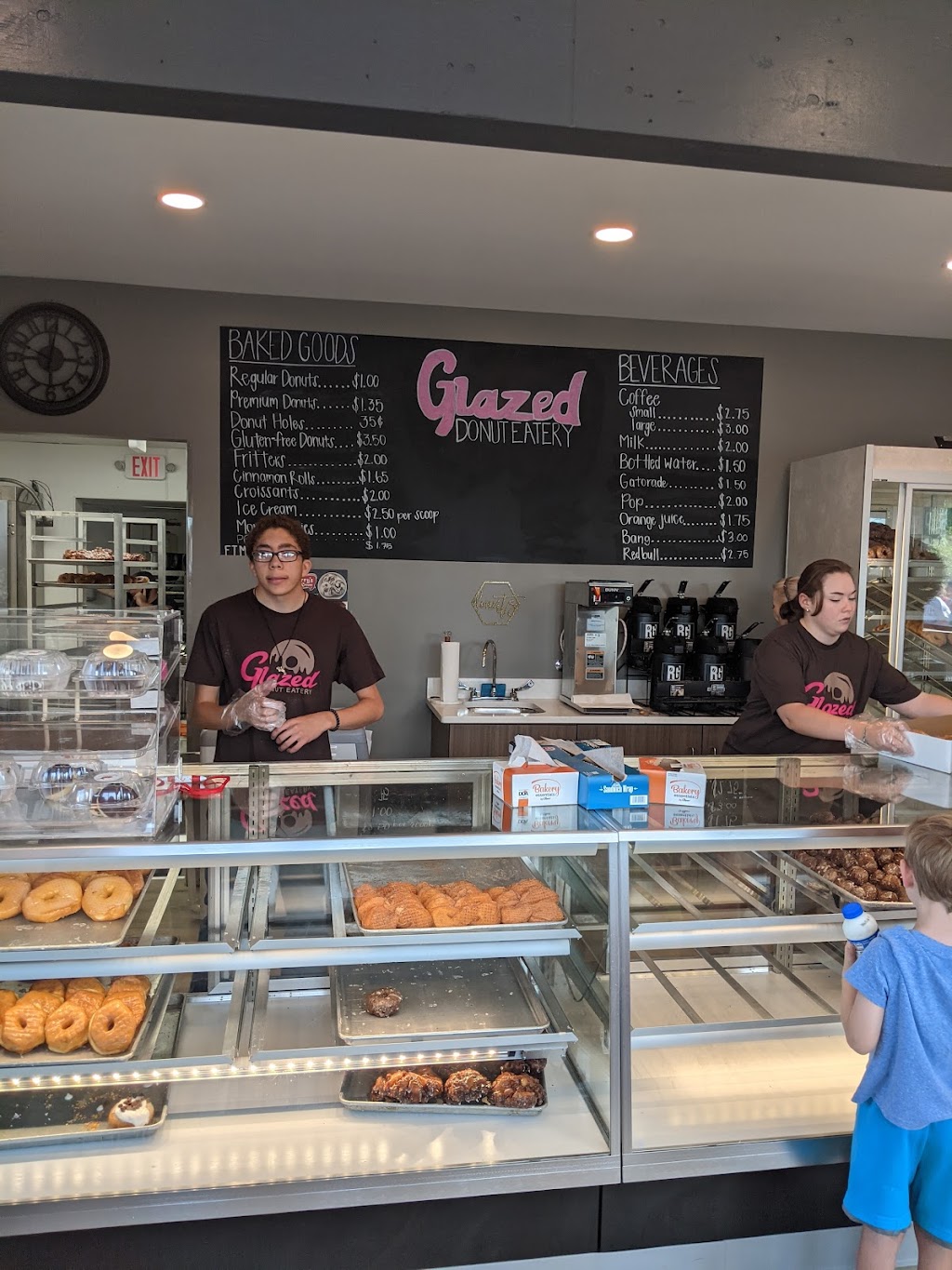 Glazed Donut Eatery | 607 N Detroit St, Xenia, OH 45385, USA | Phone: (937) 736-2031