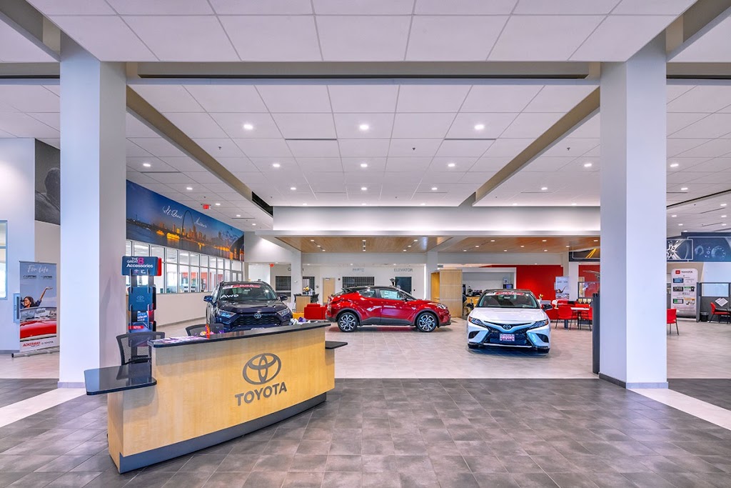 Ackerman Toyota Service Center | 2020 Hampton Ave, St. Louis, MO 63139, USA | Phone: (314) 351-3000