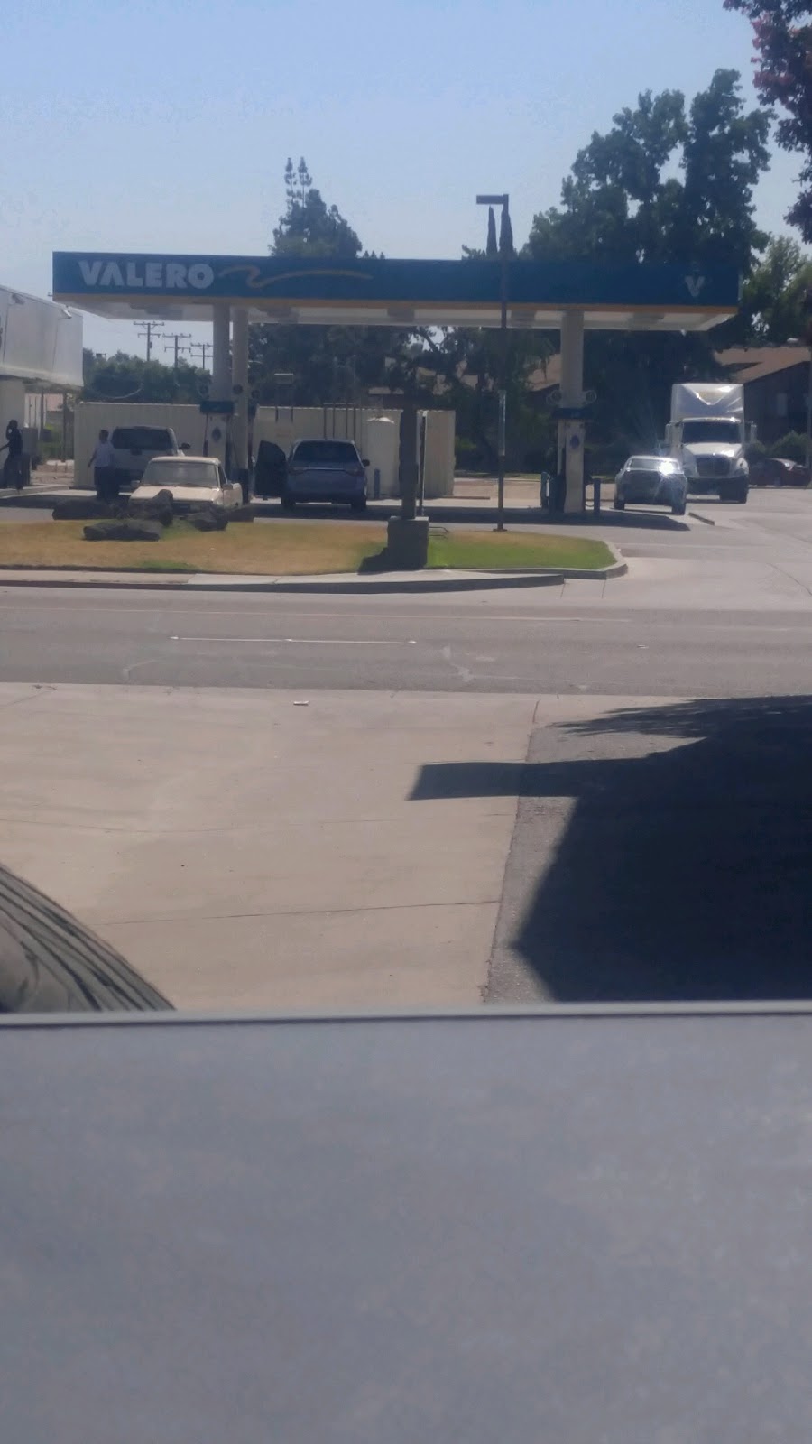 B Js Express Mart | 700 S Demaree St, Visalia, CA 93277, USA | Phone: (559) 733-2059