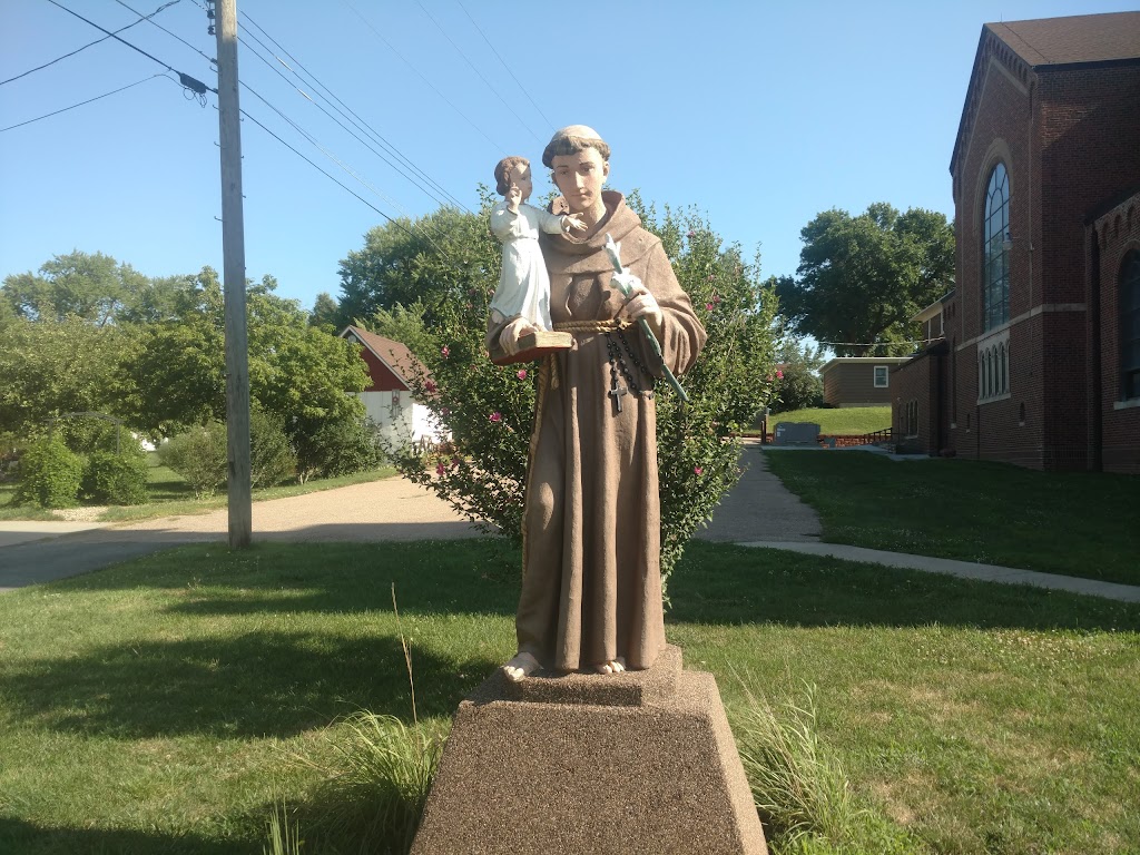 Saint Anthonys Catholic Church, Steinauer | 201 3rd St, Steinauer, NE 68441, USA | Phone: (402) 869-2256