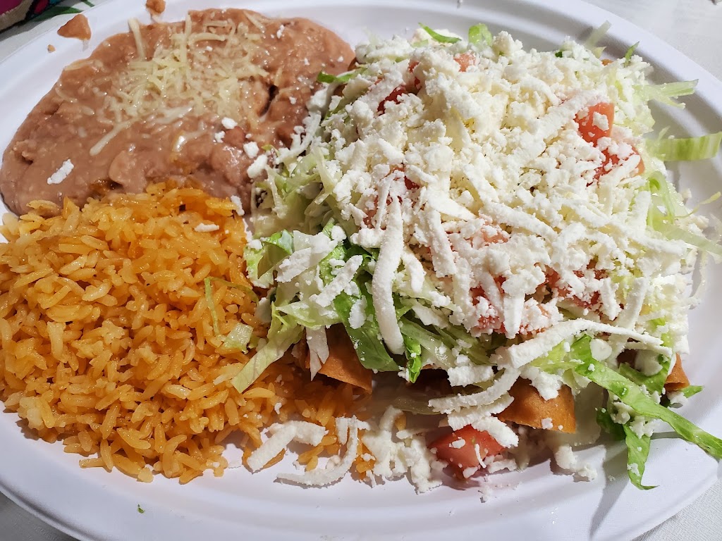 La Tia y El Gordo mexican food | 813 Castle Dr, Garland, TX 75040, USA | Phone: (469) 626-0213