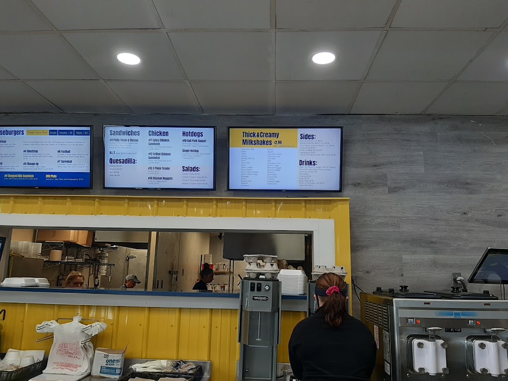 Shortstops Burger & Shakes Ramseur | 6727 Jordan Rd, Ramseur, NC 27316, USA | Phone: (336) 737-4419