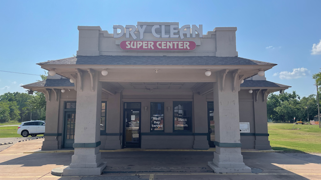 Dry Clean Super Center | 617 S Division St, Guthrie, OK 73044, USA | Phone: (405) 282-2201