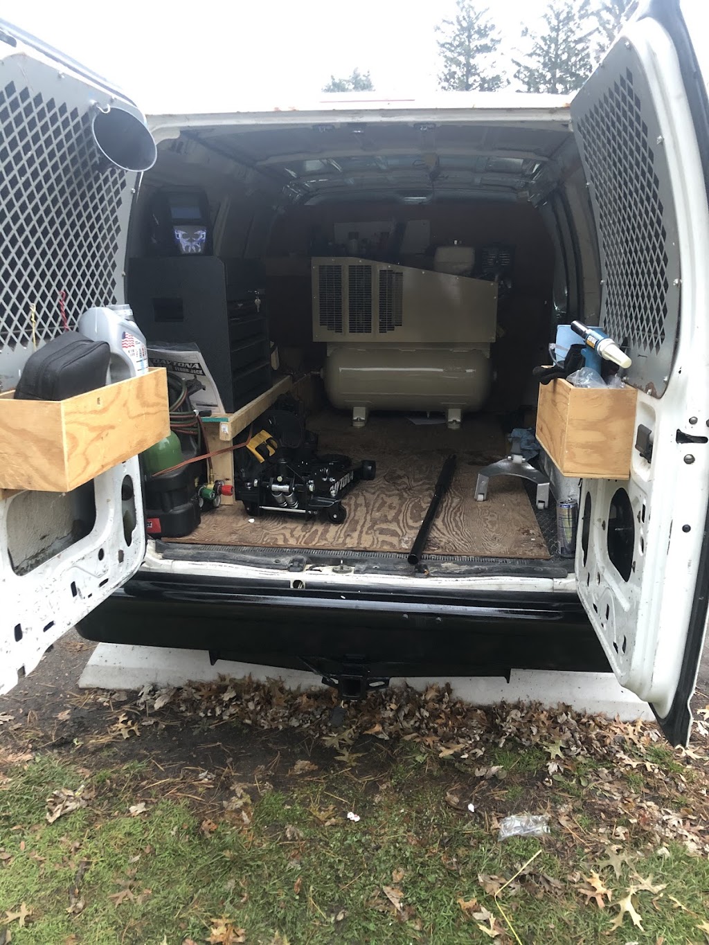 M&J Emergency Road Service | 549 North Ave, Lombard, IL 60148, USA | Phone: (630) 940-9977