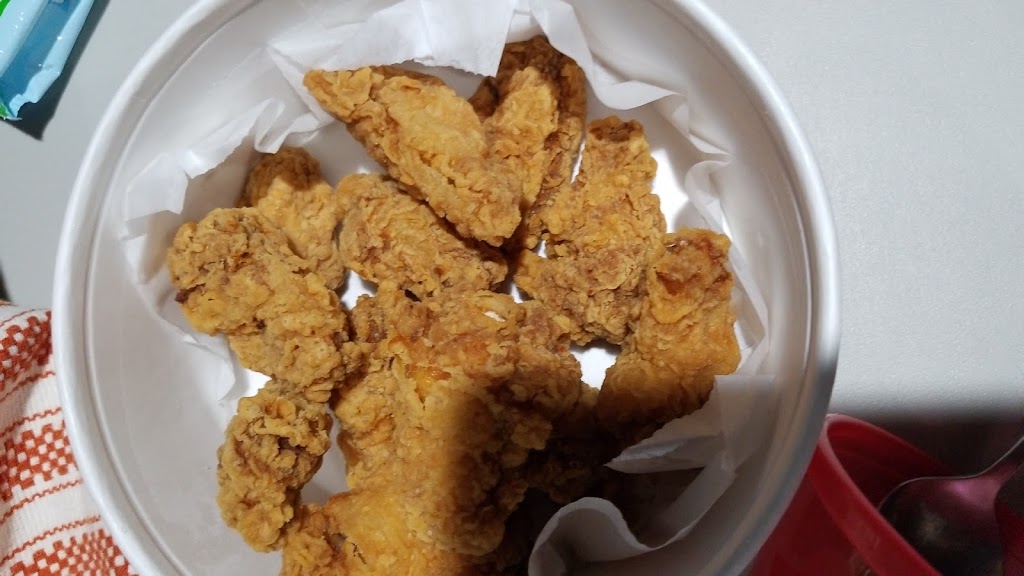 KFC | 2160 Flatbush Ave #2170, Brooklyn, NY 11234, USA | Phone: (347) 790-0256