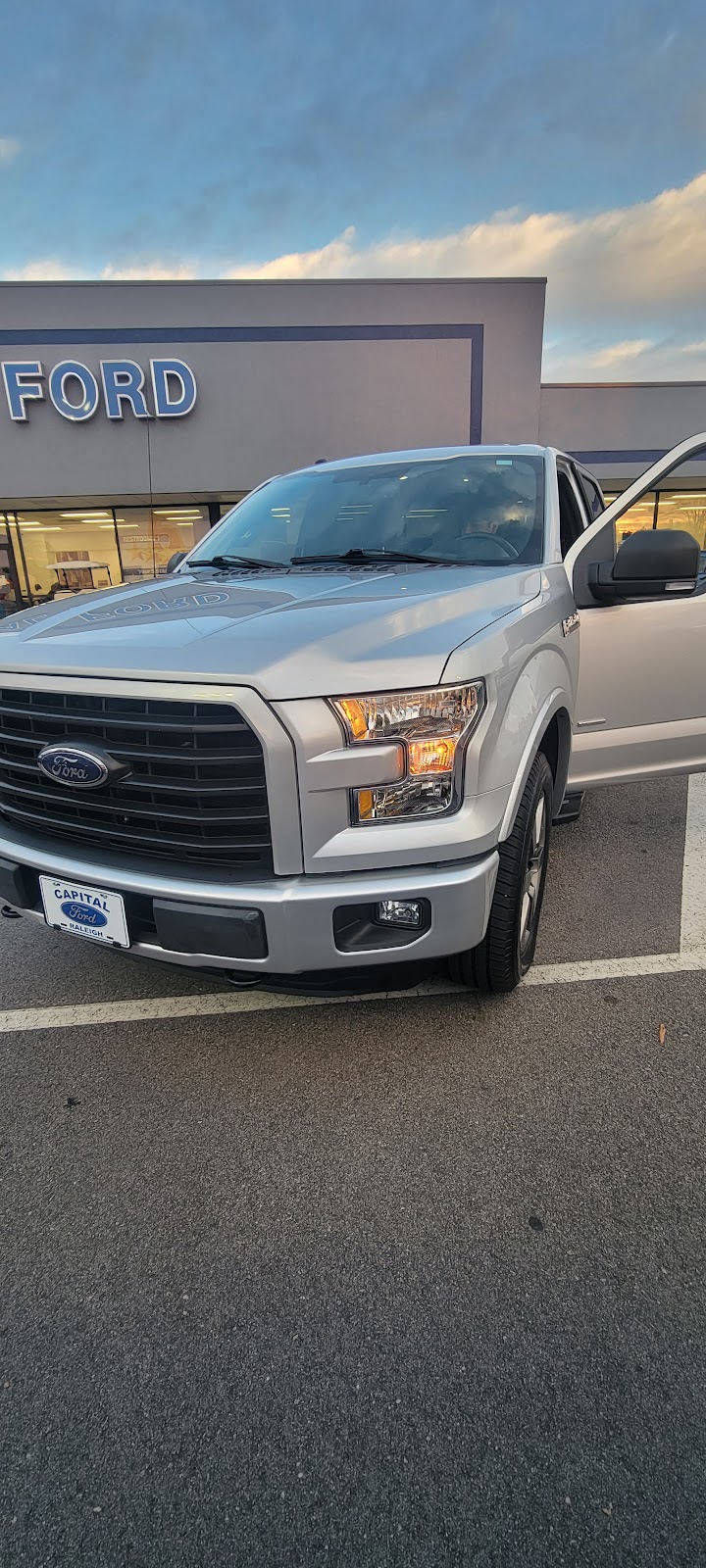 Capital Ford Inc | 4900 Capital Blvd, Raleigh, NC 27616, USA | Phone: (919) 790-4600