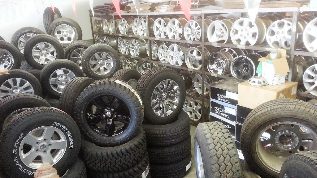 A1 Truck Warehouse of Kansas/ Kansas Tire Guys | 120 E Main St, Mt Hope, KS 67108, USA | Phone: (316) 371-1007