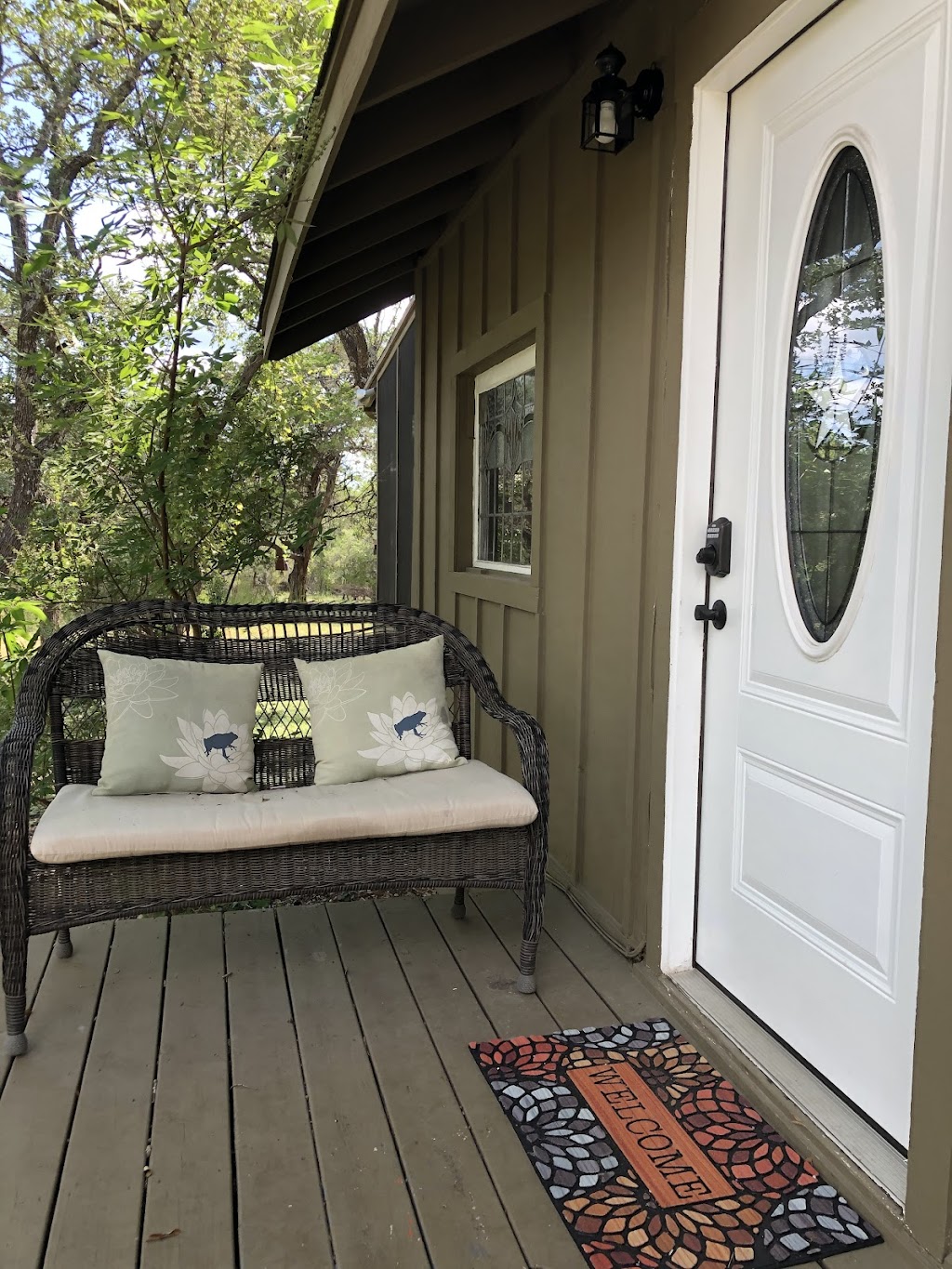 Riverwood Cabin | 112 FM474 C, Boerne, TX 78006, USA | Phone: (210) 620-9039