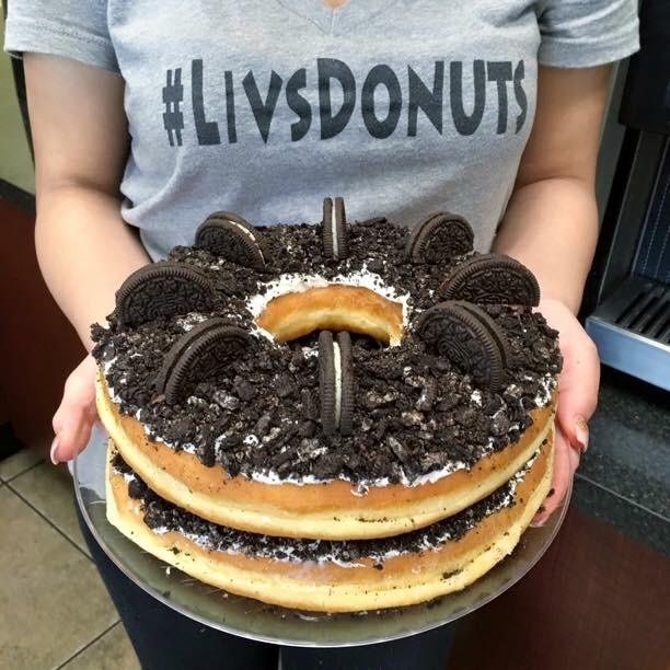 Livs Donuts | 1660 Herndon Ave, Clovis, CA 93611, USA | Phone: (559) 765-2805