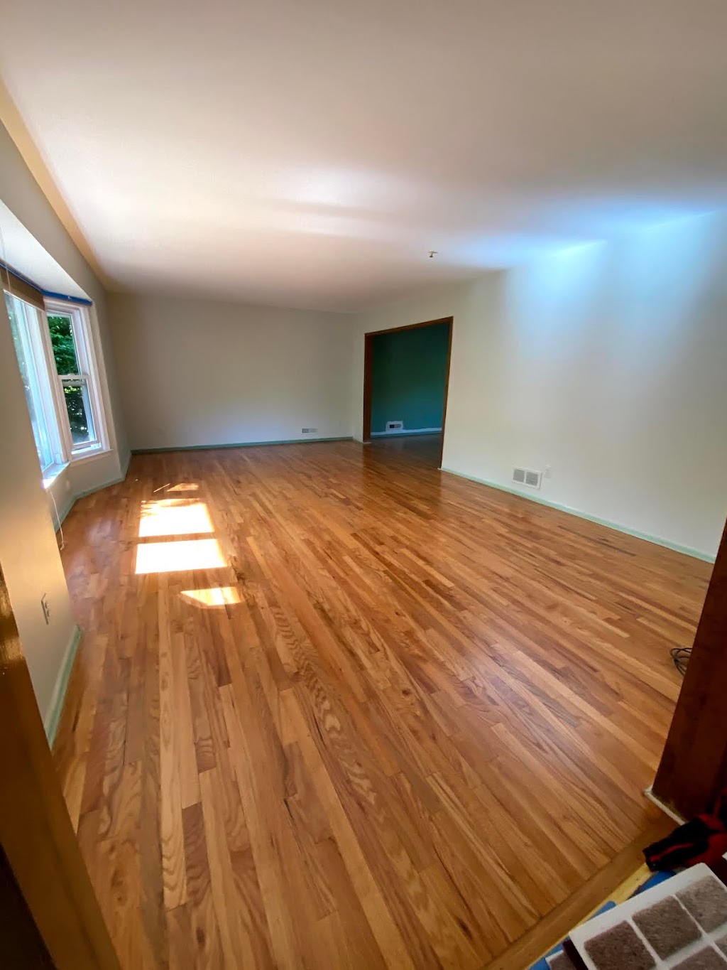 Deluxe Wood Floors | East Brunswick, NJ 08816, USA | Phone: (732) 238-4287
