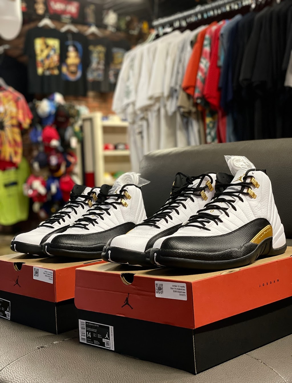 10th St Sneaks | 3904 A, 3904 NW 10th St, Oklahoma City, OK 73107, USA | Phone: (405) 226-0703